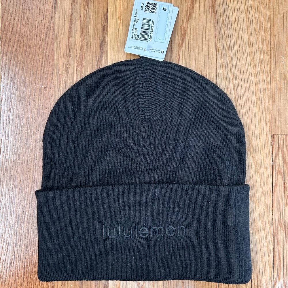BRAND NEW Lululemon beanie